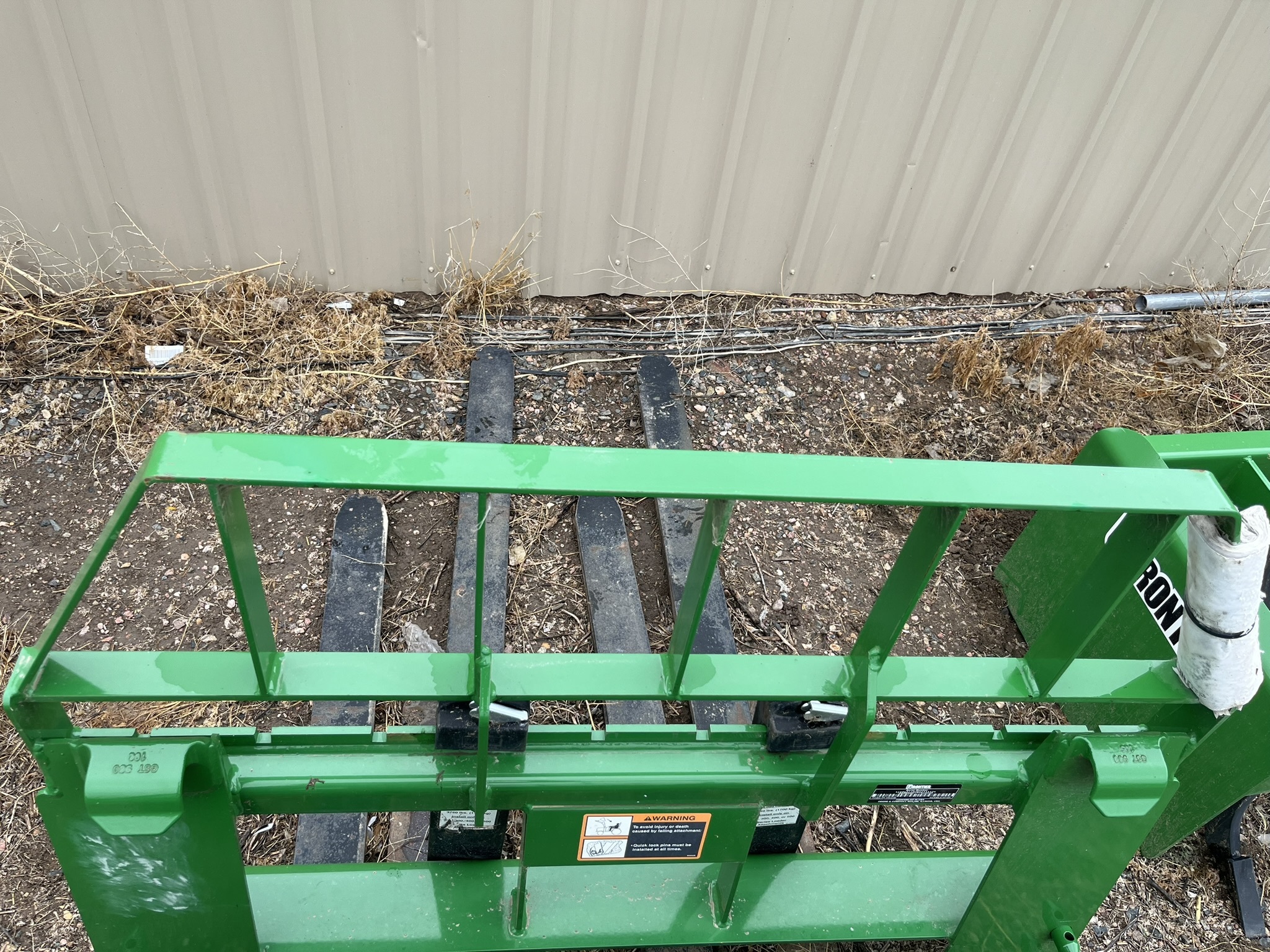 2022 Frontier AP12F Loader and Skid Steer Attachment