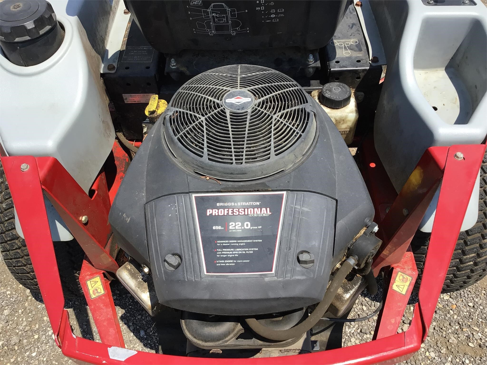  Exmark QST22BE482 Lawn Mower