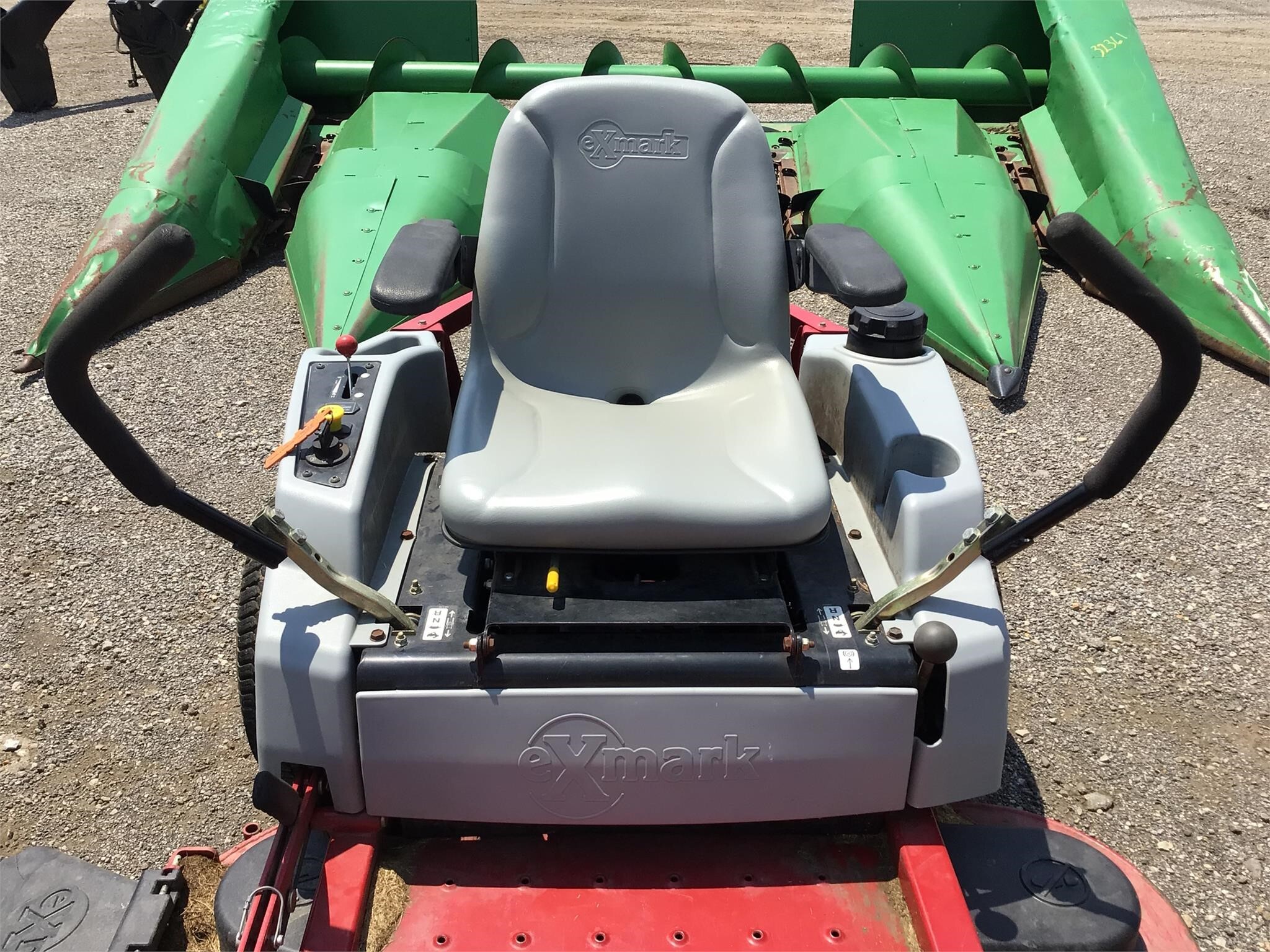  Exmark QST22BE482 Lawn Mower