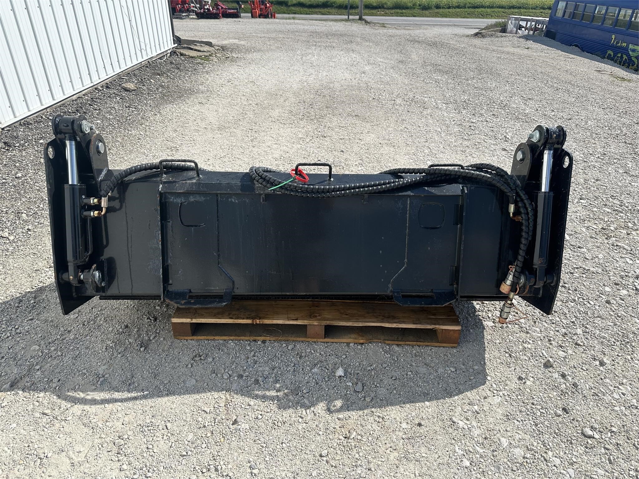 2023 Top Cat 4IN1BCT Front End Loader