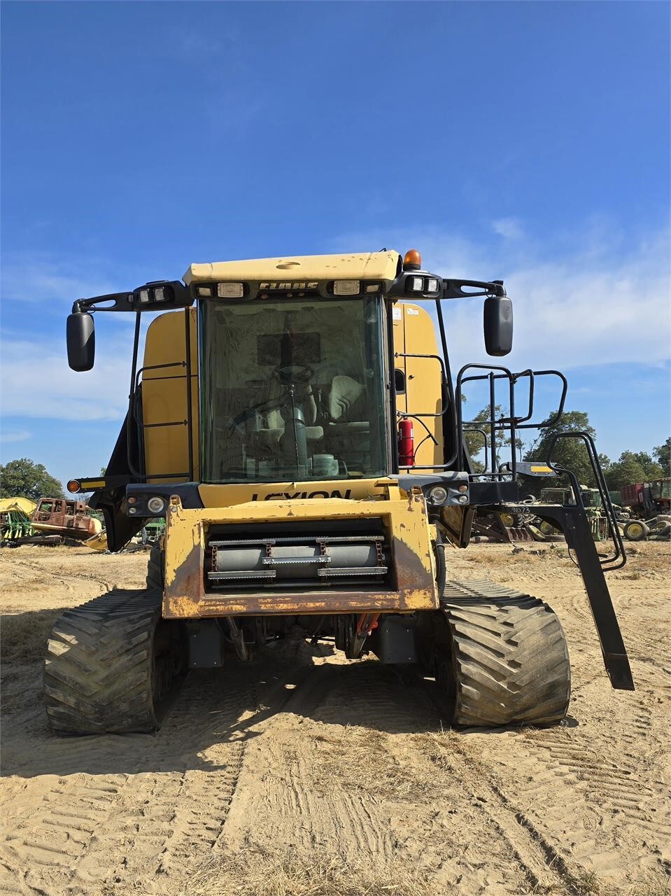 2009 Claas Lexion 585R Combine
