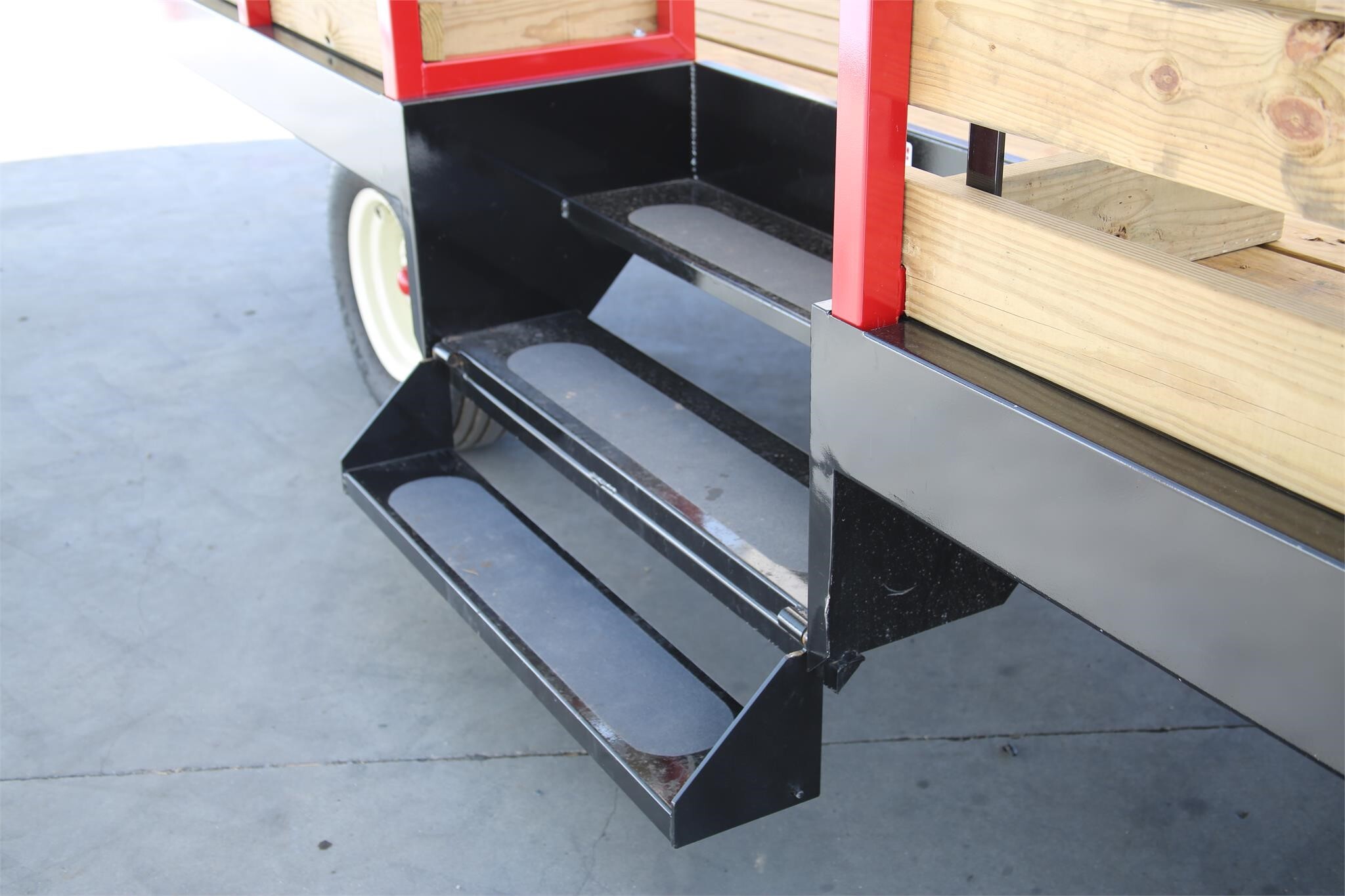 2025 Stoltzfus 8.5x20 Bale Wagons and Trailer