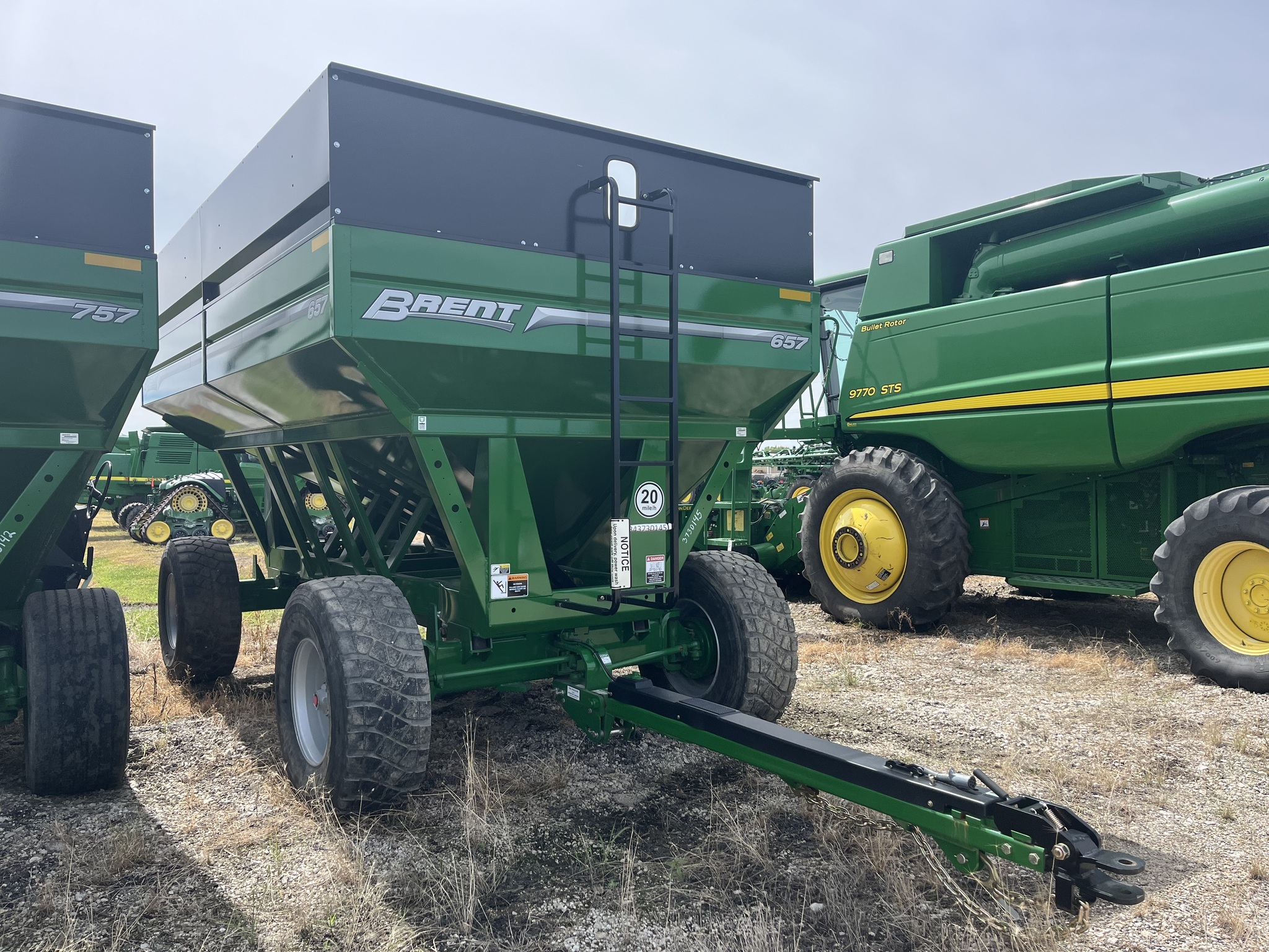 2023 Brent 657 Gravity Wagon