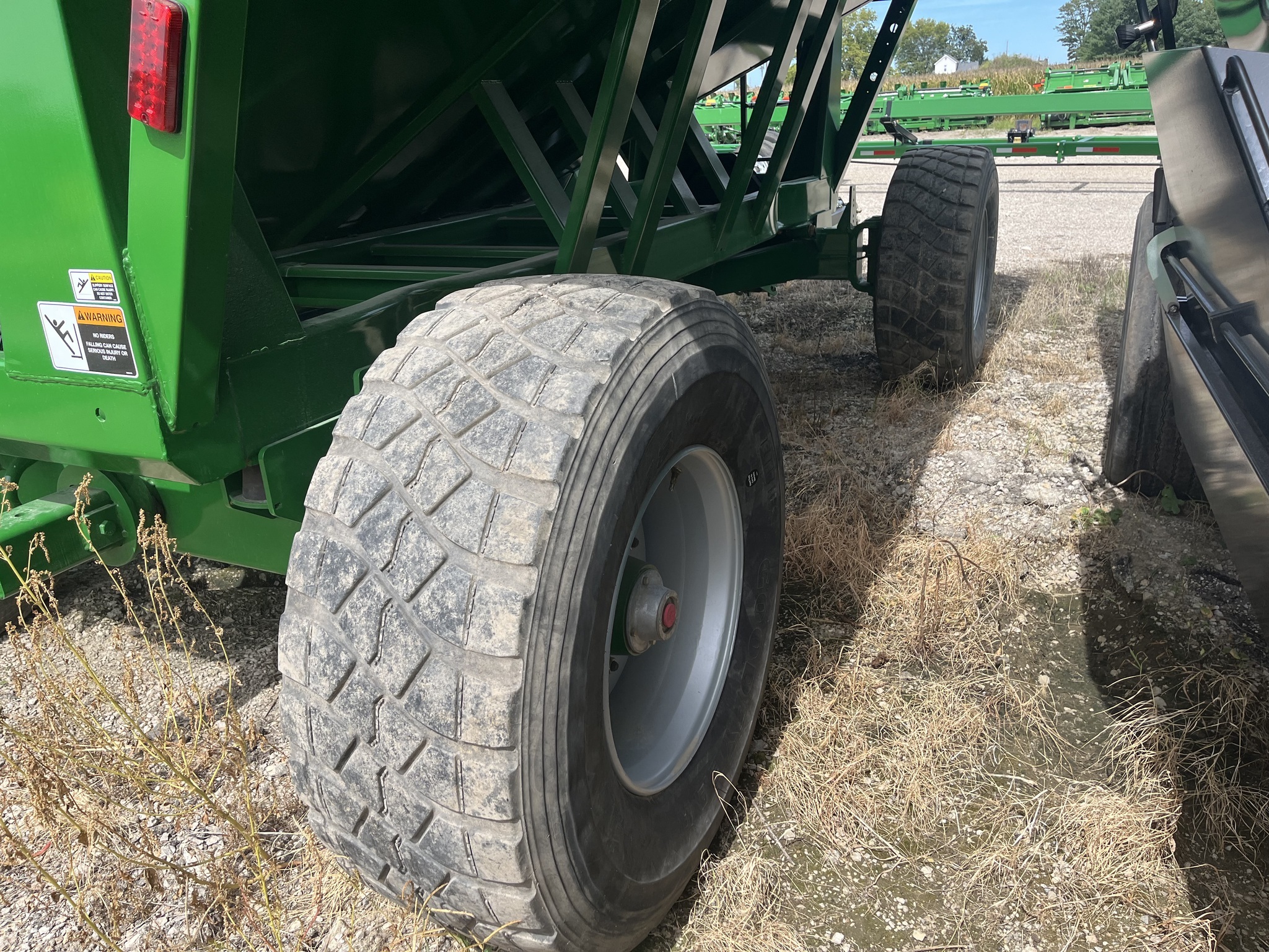 2023 Brent 657 Gravity Wagon