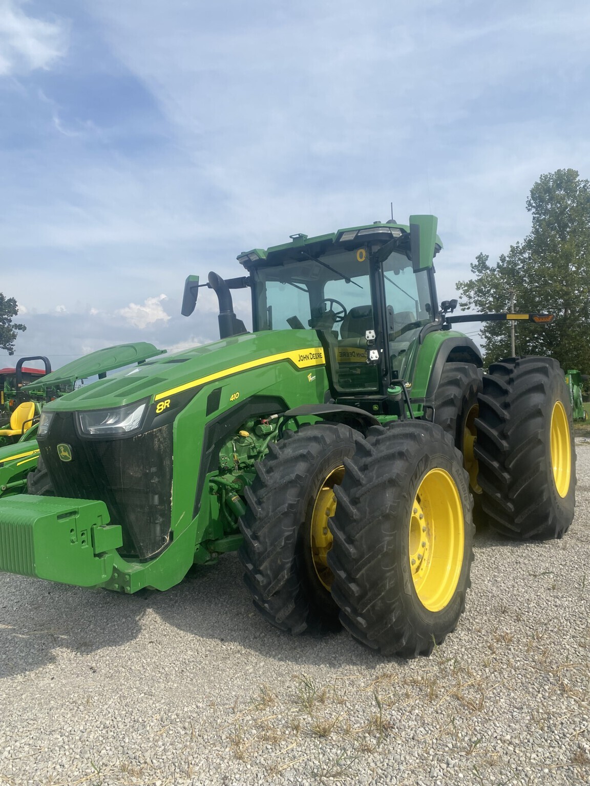 2023 John Deere 8R 410 Tractor
