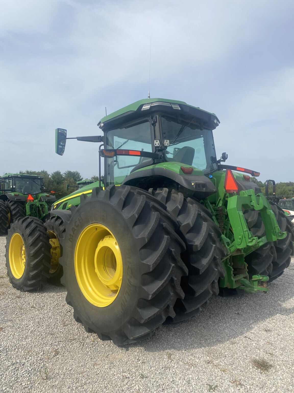 2023 John Deere 8R 410 Tractor