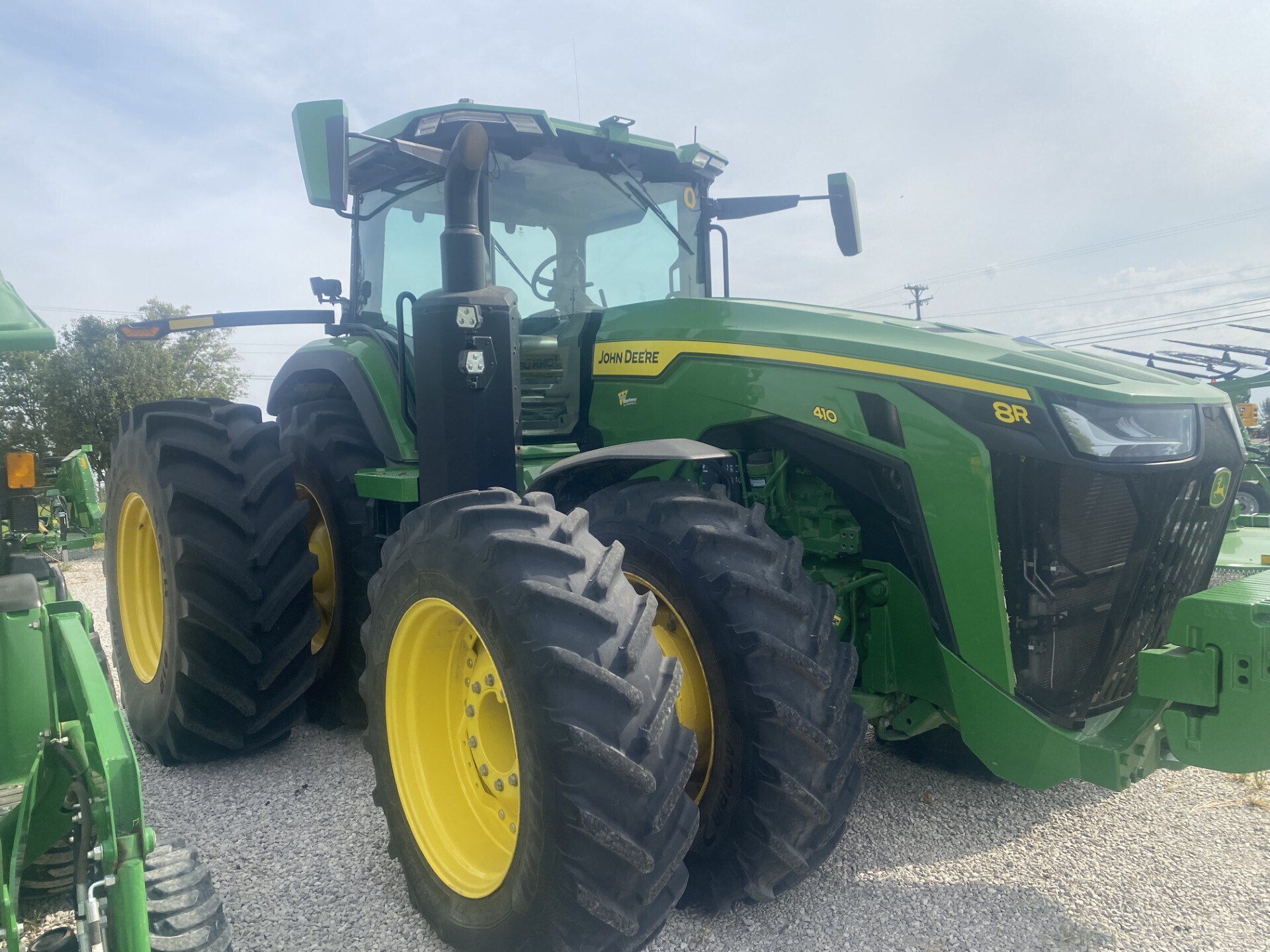 2023 John Deere 8R 410 Tractor