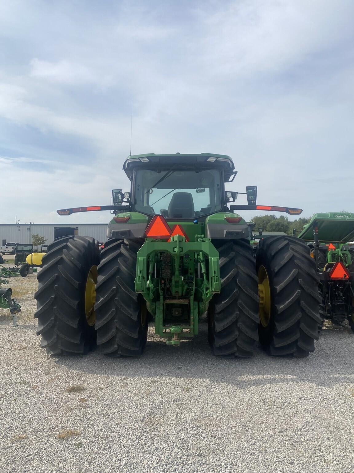 2023 John Deere 8R 410 Tractor