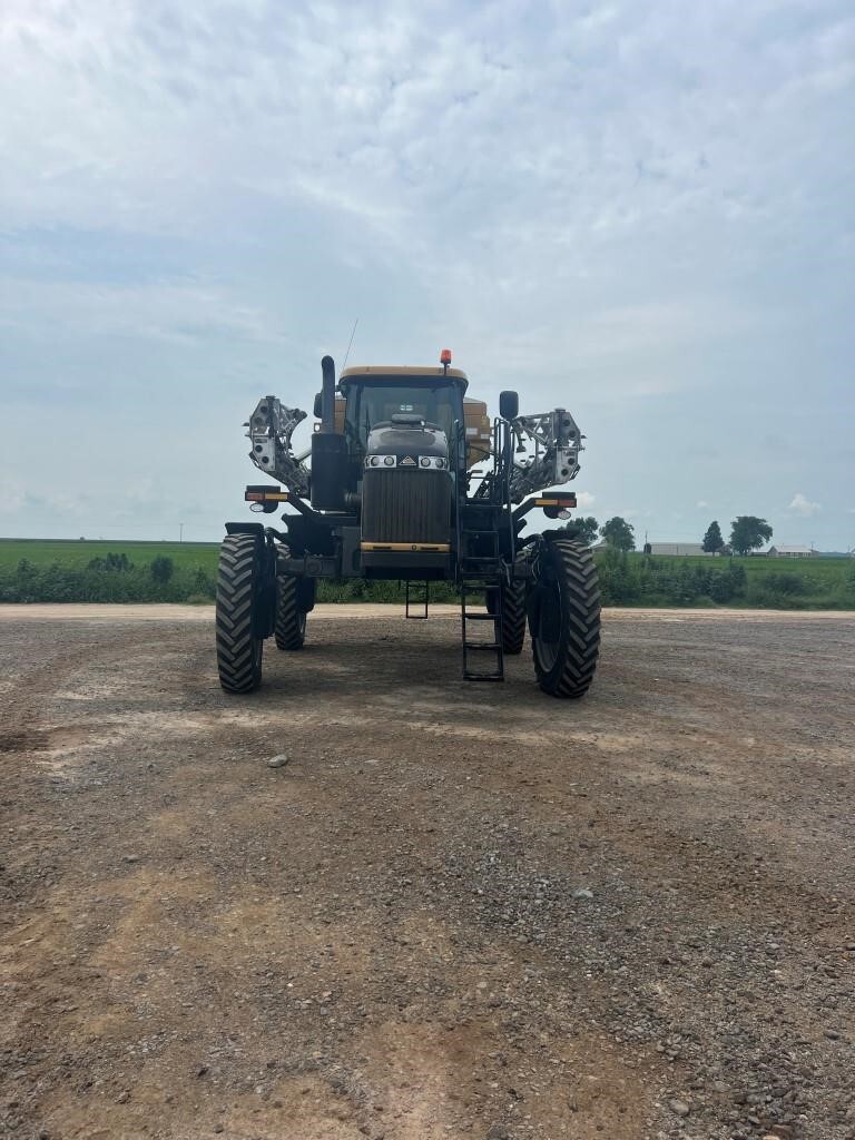 2021 ROGATOR RG1300C Self-Propelled Sprayer