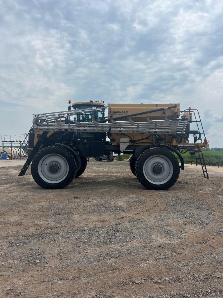 2021 ROGATOR RG1300C Self-Propelled Sprayer