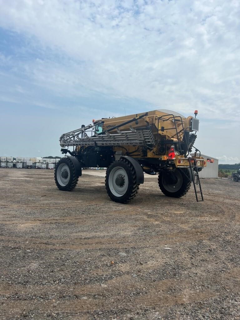 2021 ROGATOR RG1300C Self-Propelled Sprayer