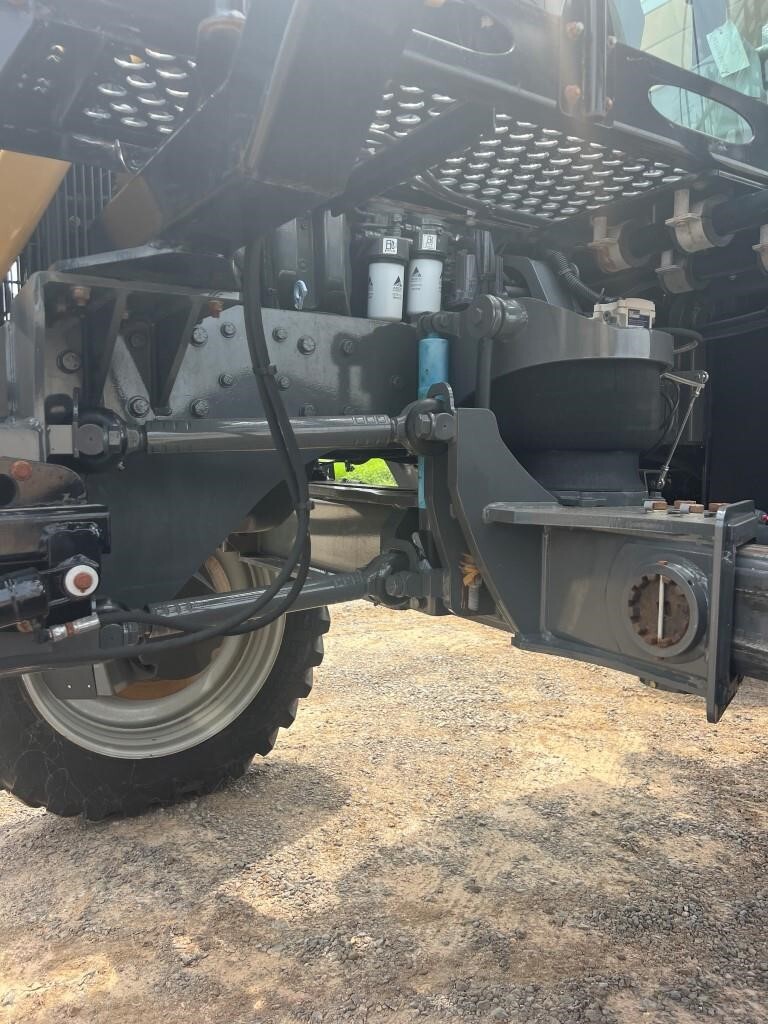 2021 ROGATOR RG1300C Self-Propelled Sprayer