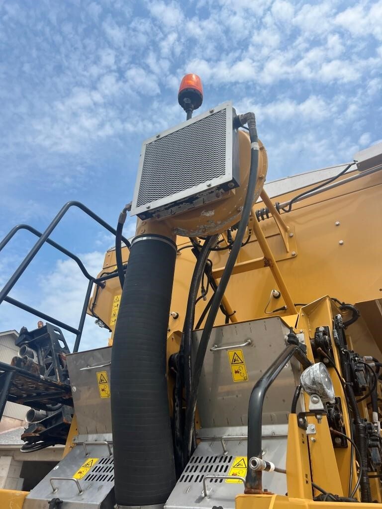 2021 ROGATOR RG1300C Self-Propelled Sprayer
