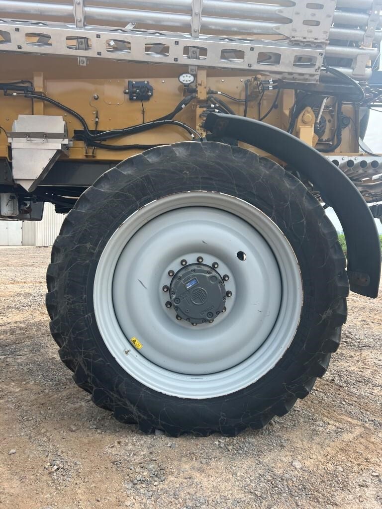 2021 ROGATOR RG1300C Self-Propelled Sprayer