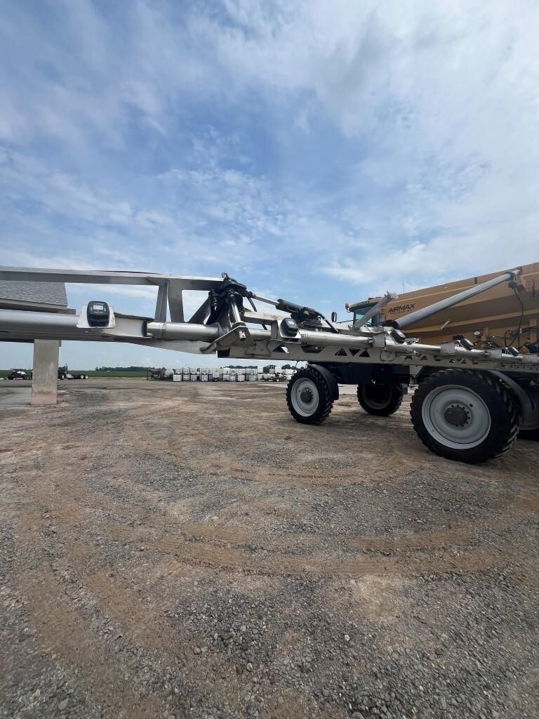 2021 ROGATOR RG1300C Self-Propelled Sprayer