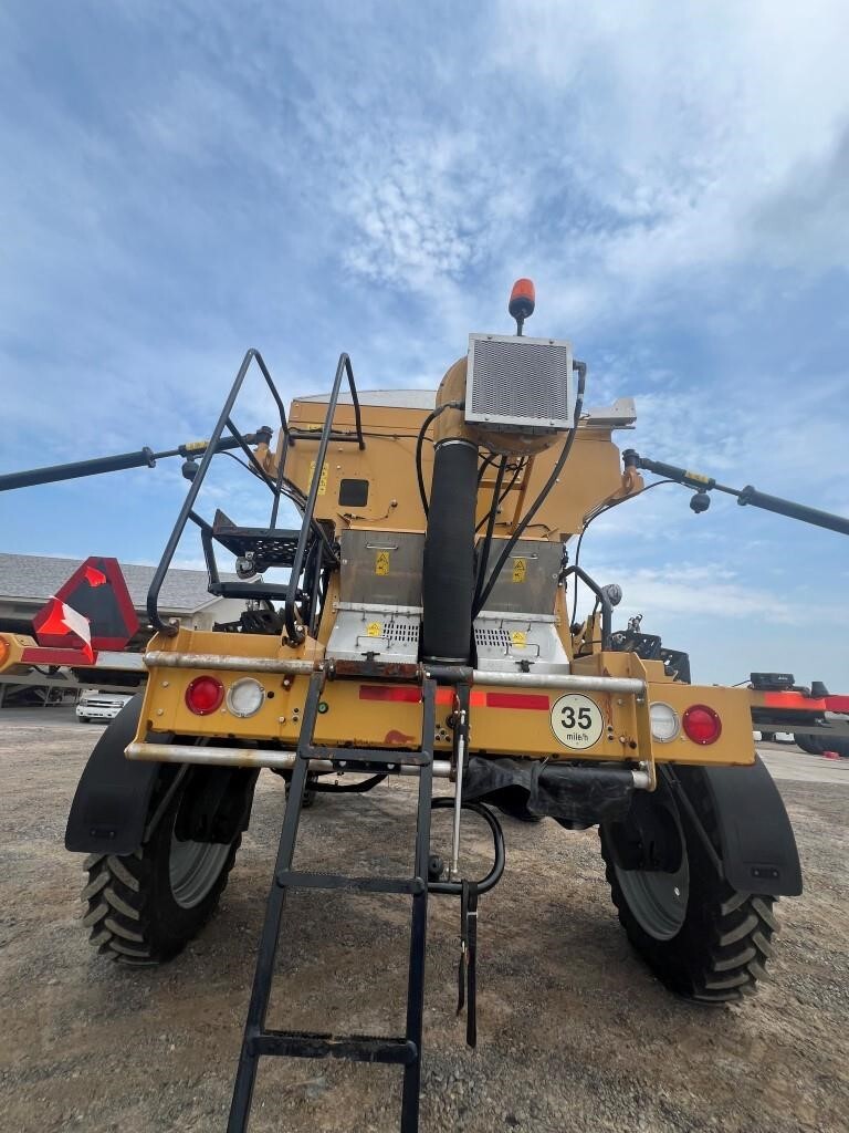 2021 ROGATOR RG1300C Self-Propelled Sprayer