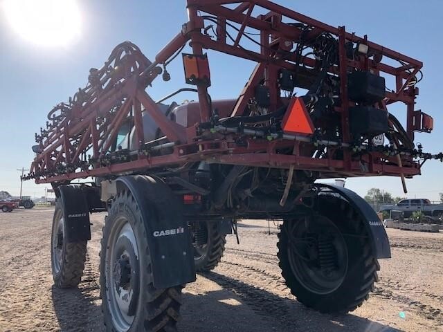 2013 Case IH Patriot 3330 Self-Propelled Sprayer