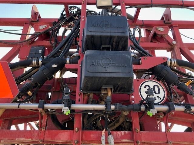 2013 Case IH Patriot 3330 Self-Propelled Sprayer