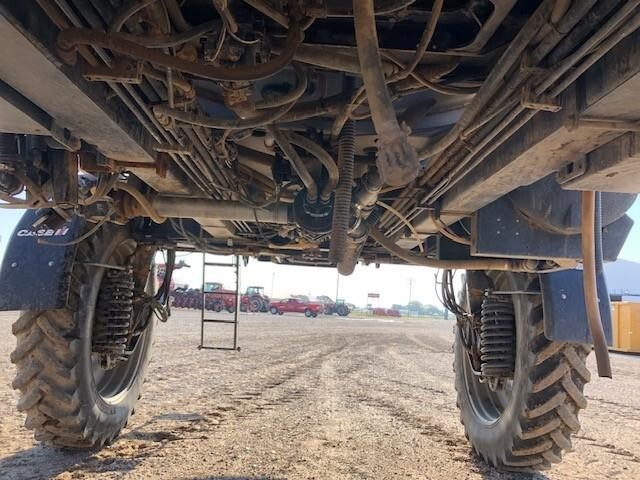 2013 Case IH Patriot 3330 Self-Propelled Sprayer