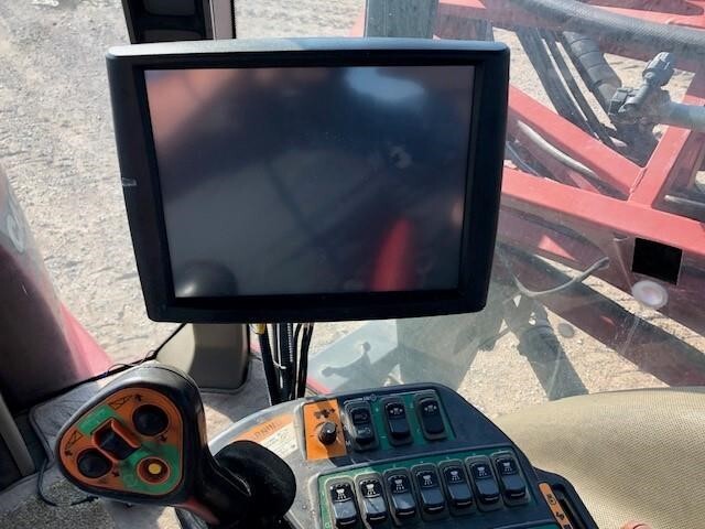 2013 Case IH Patriot 3330 Self-Propelled Sprayer