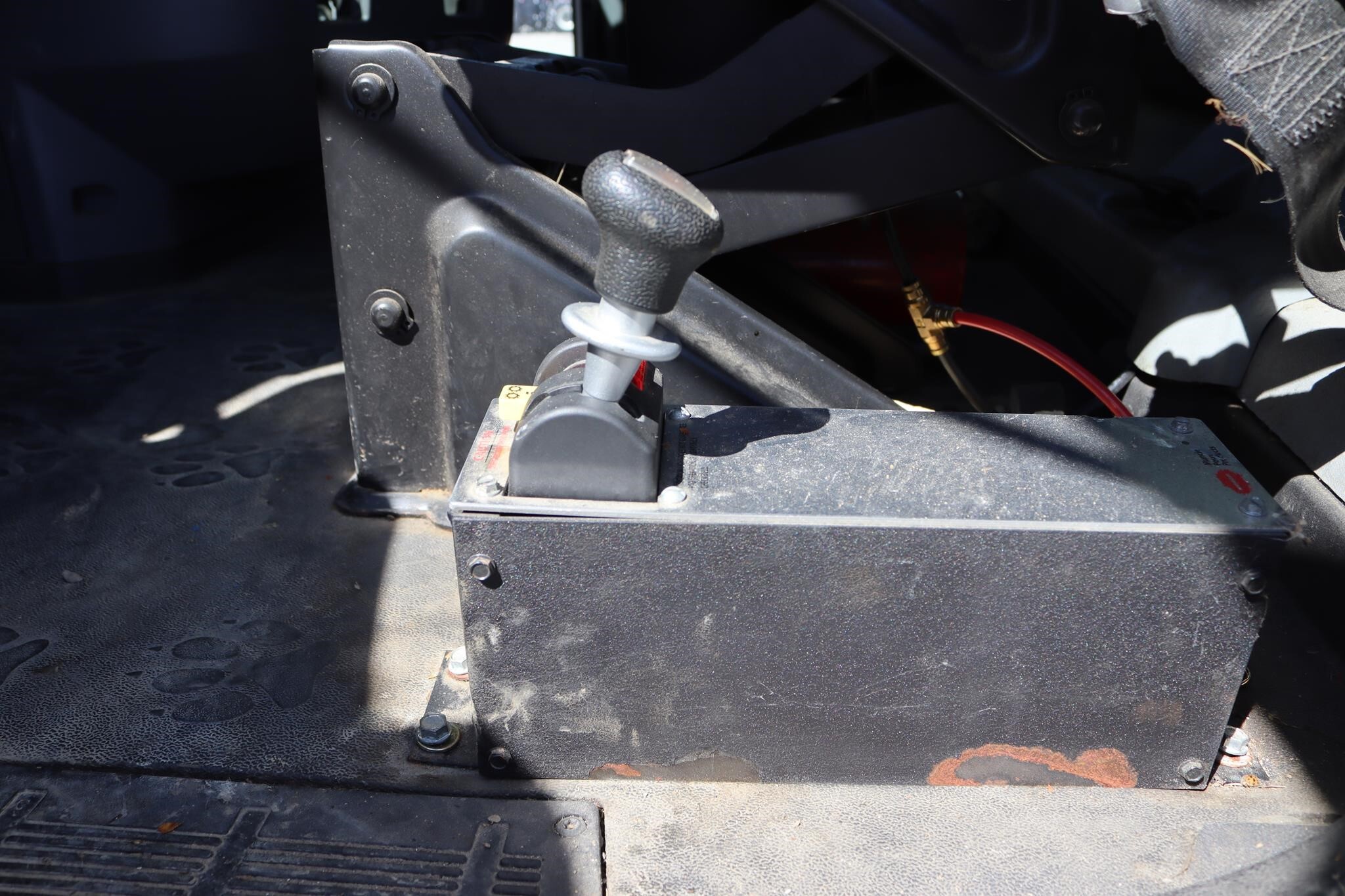 2012 Mack PINNACLE CXU613 Semi Trucks/Trailer