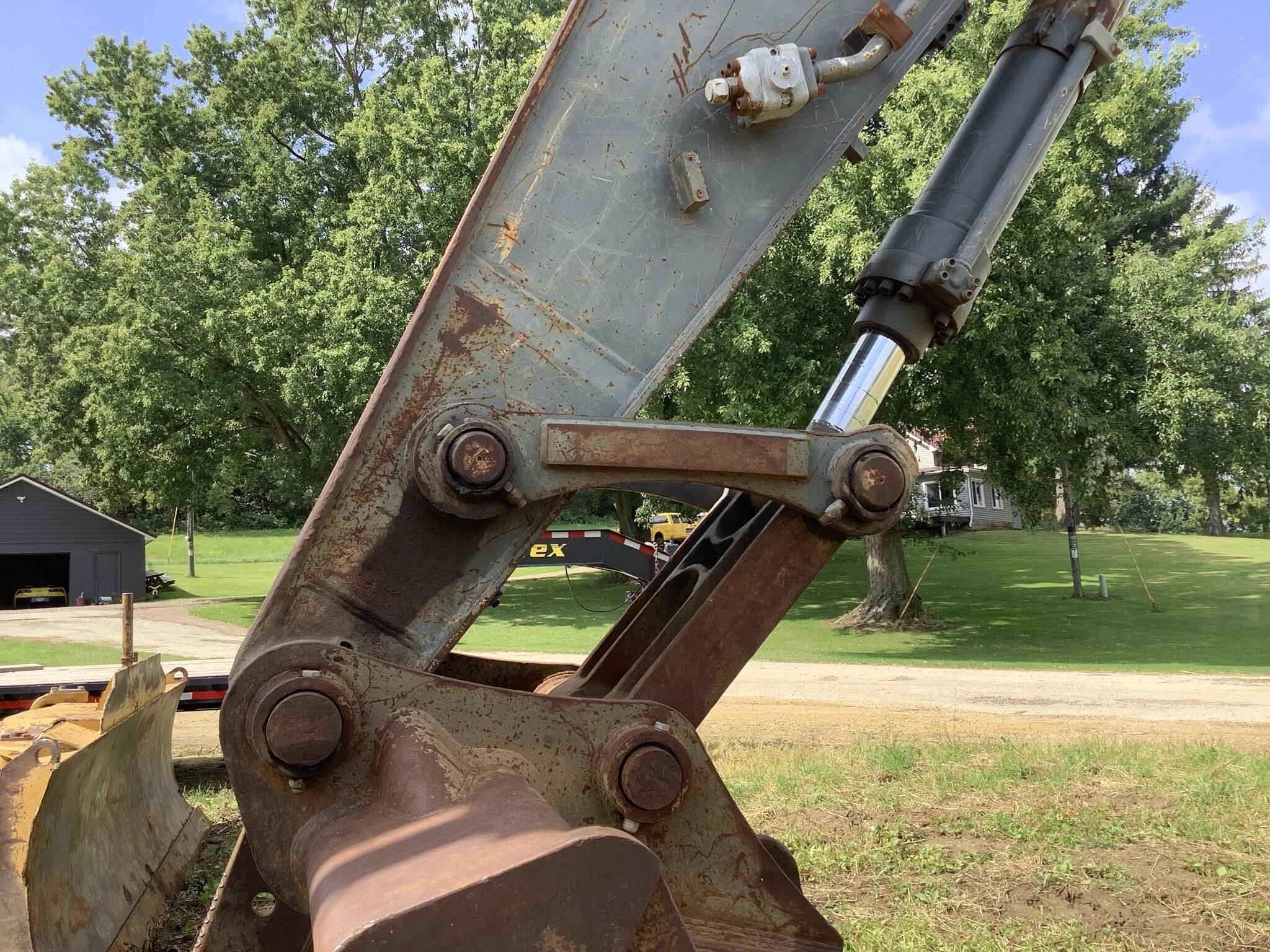 2006 Volvo EC460B LC Excavator