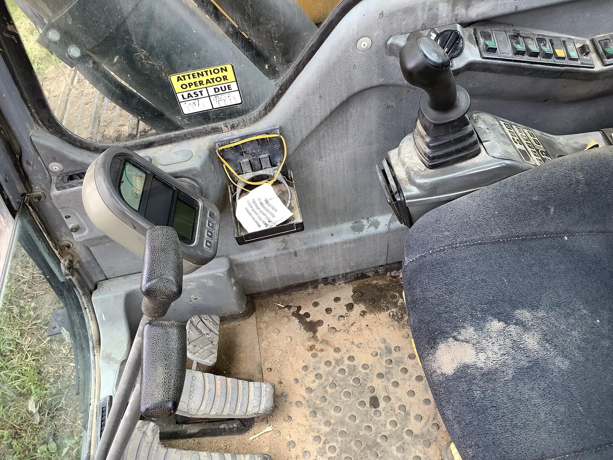 2006 Volvo EC460B LC Excavator