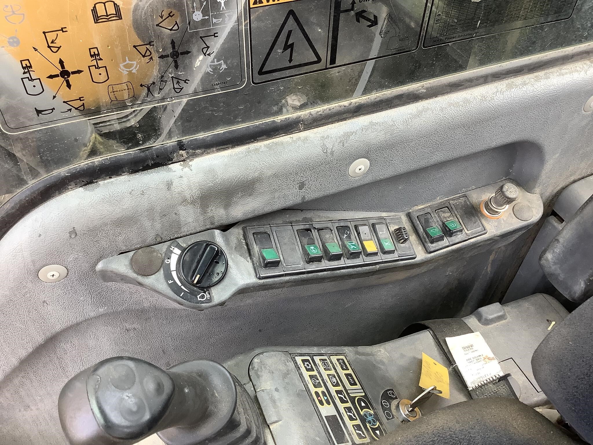 2006 Volvo EC460B LC Excavator