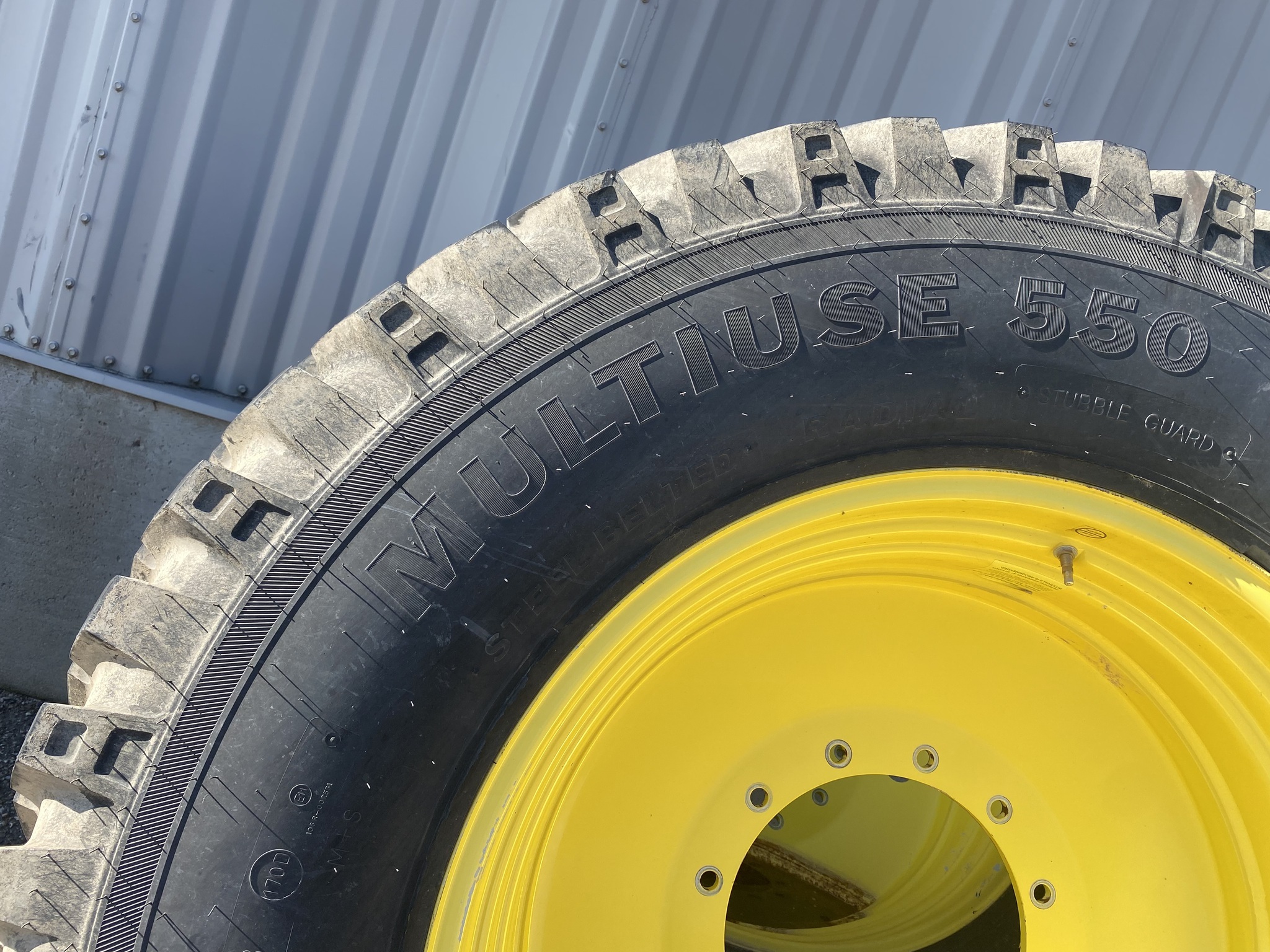 2022 Alliance 650/65R38 Wheels / Tires / Track