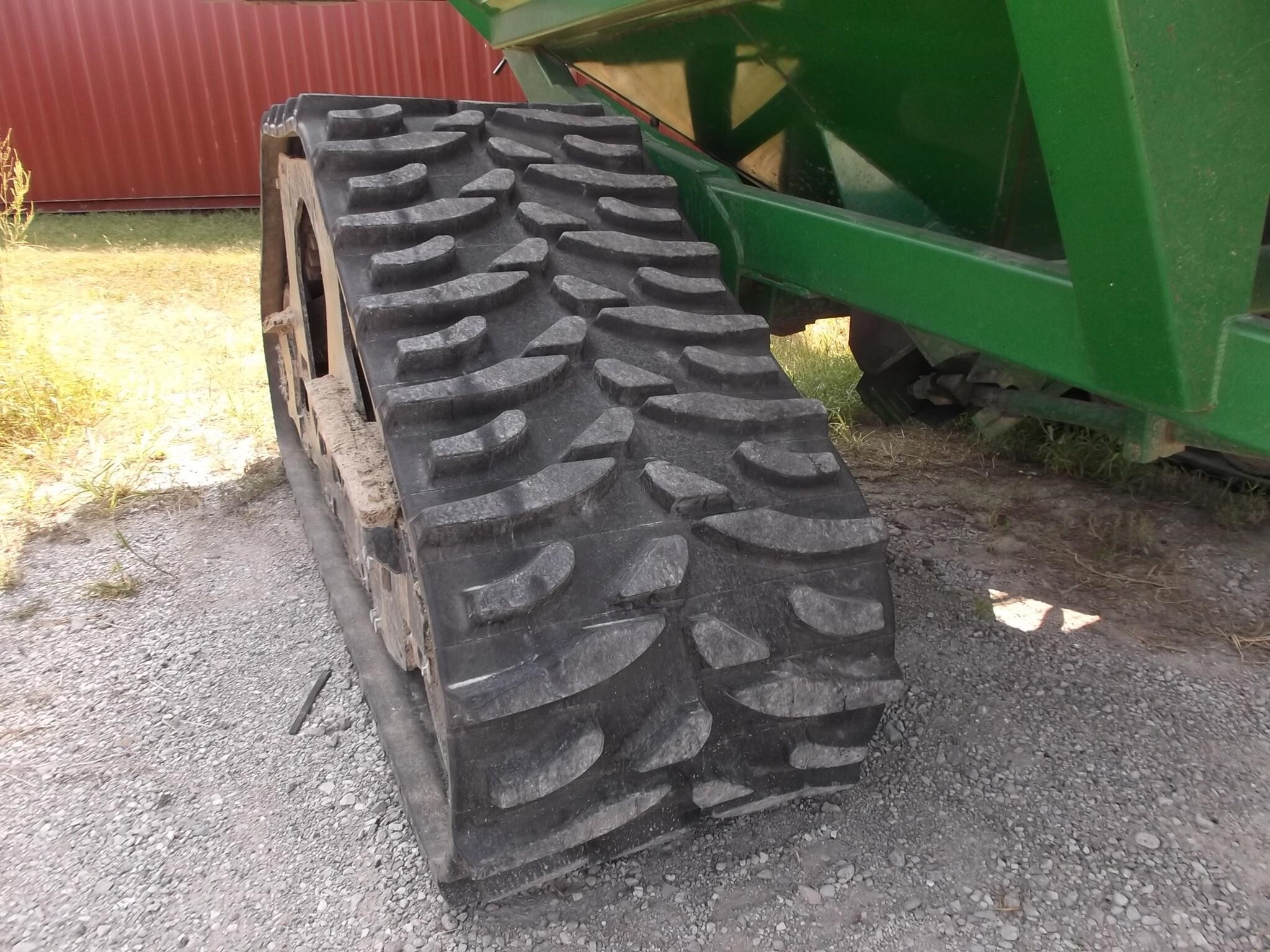 2011 Brent 1082 Grain Cart