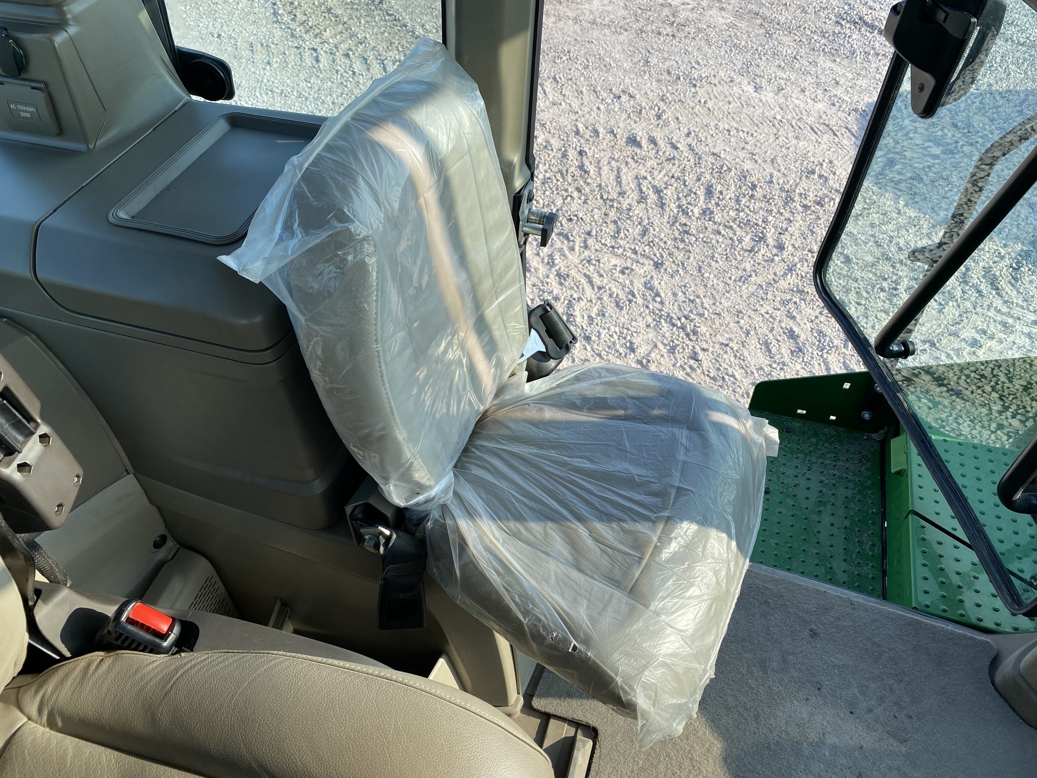 2023 John Deere 9RX 640 Tractor