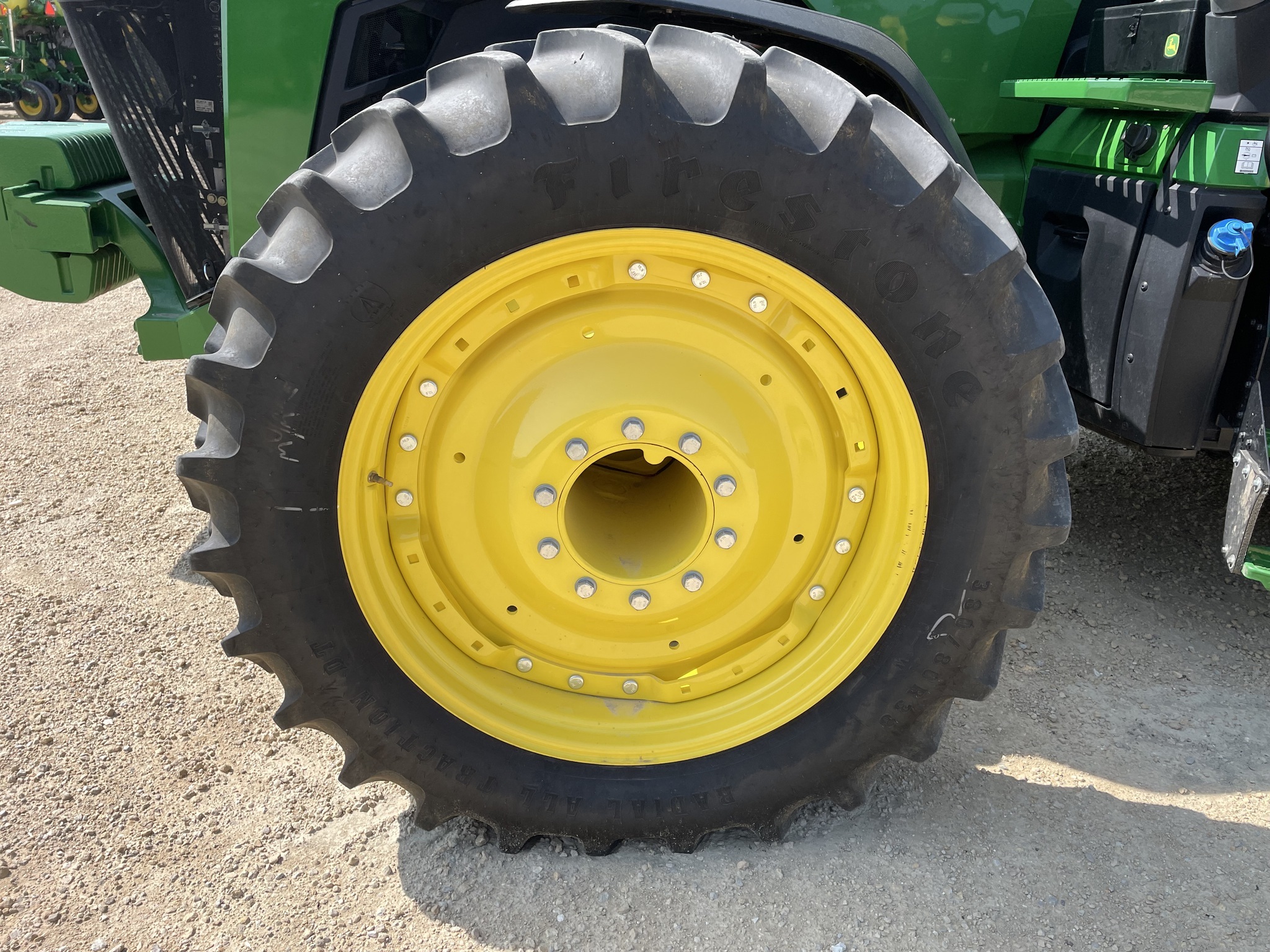 2023 John Deere 8R 370 Tractor