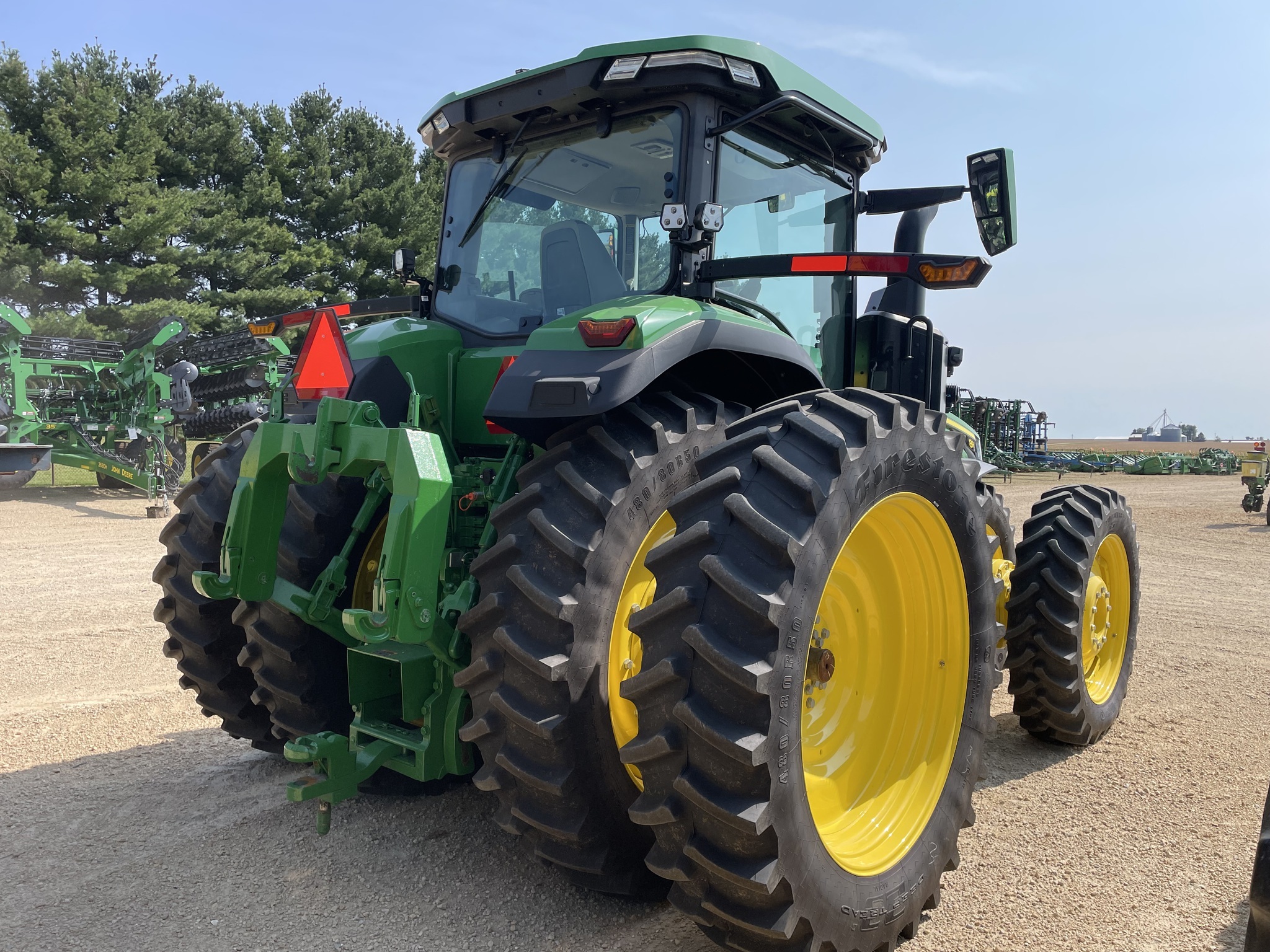 2023 John Deere 8R 370 Tractor