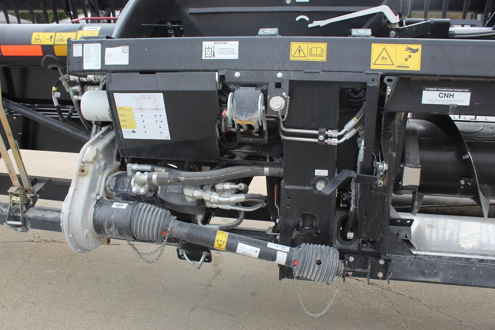 2021 MacDon FD140 Platform