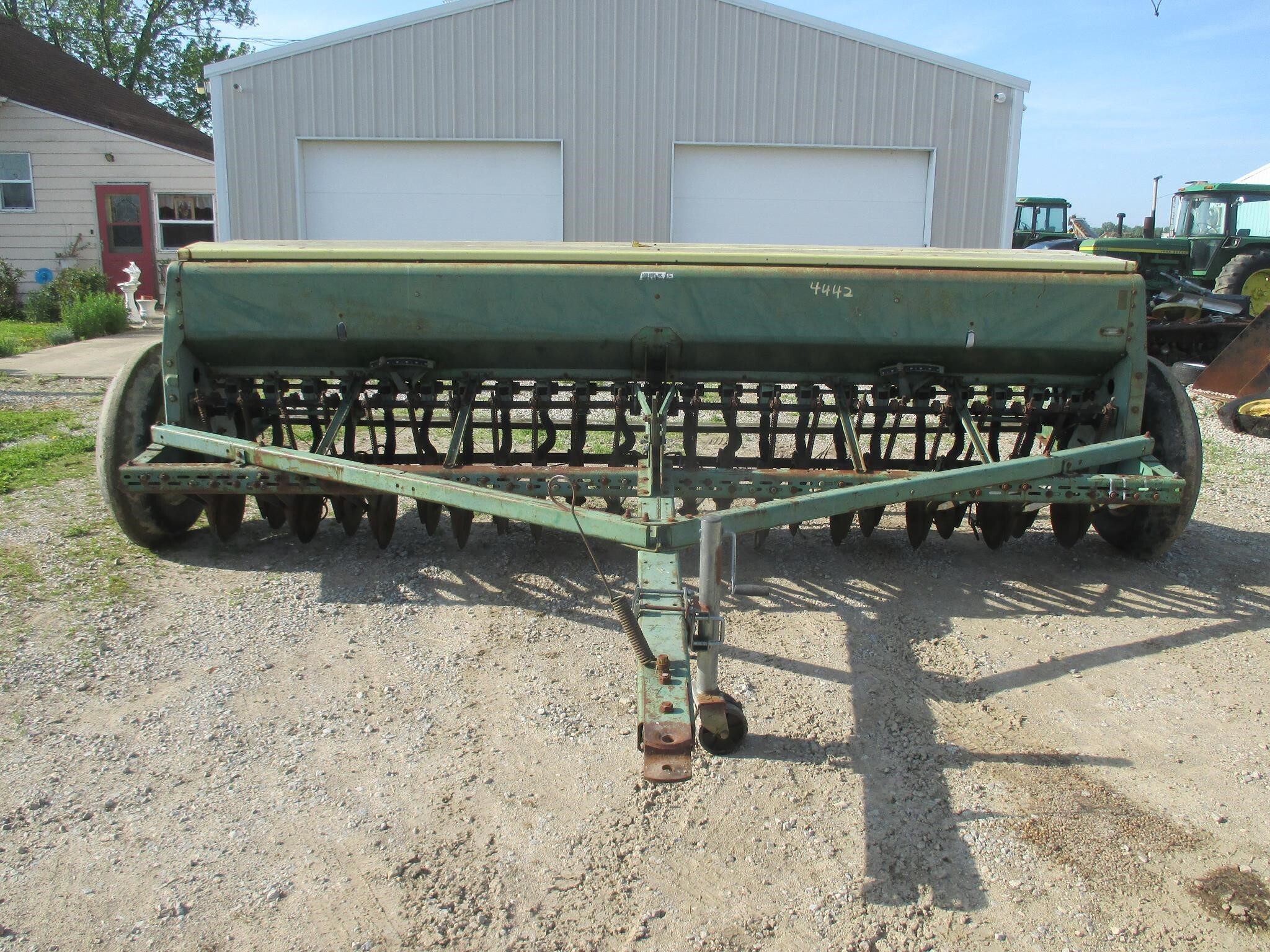  John Deere 8300 Drill