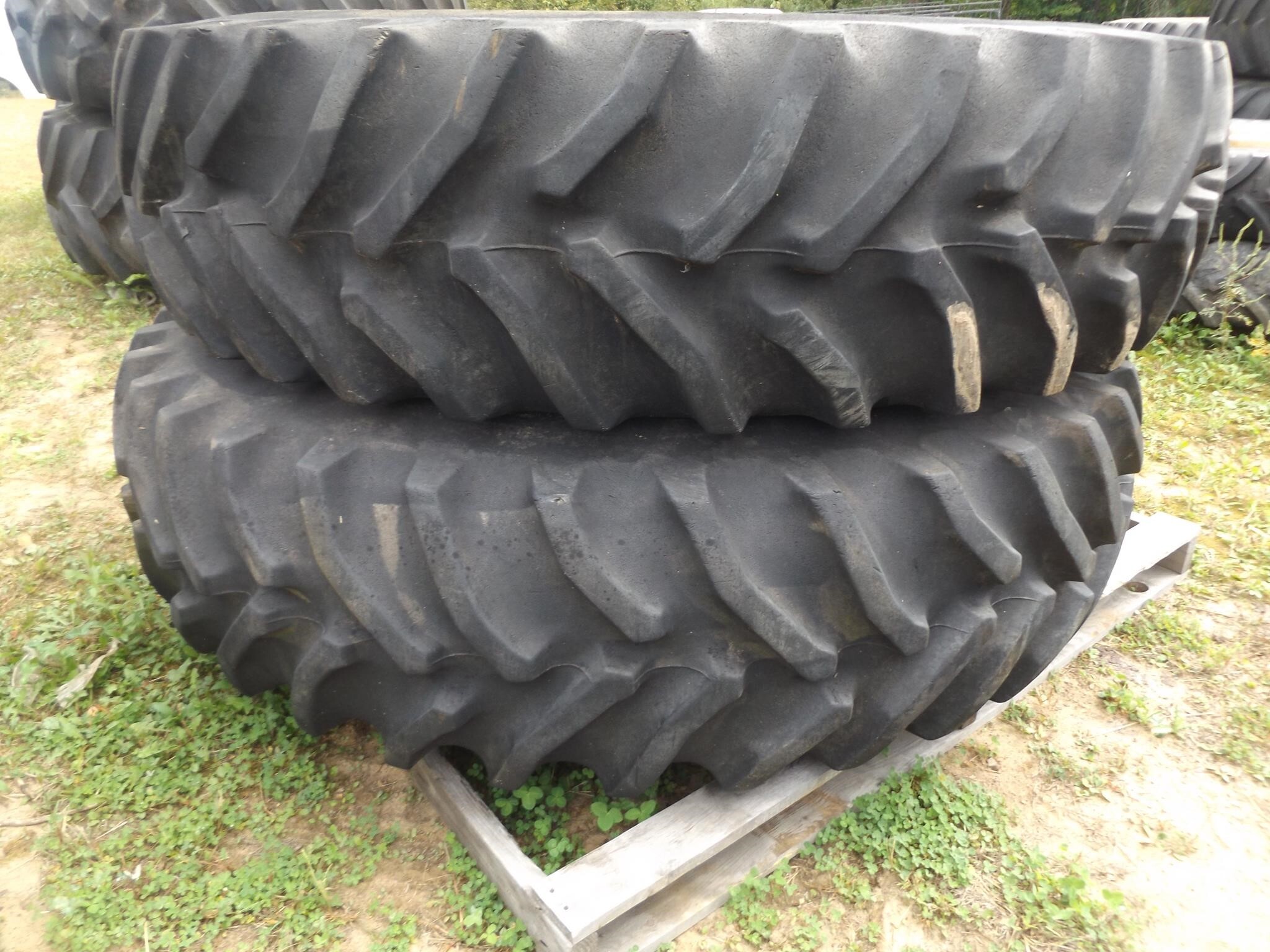  Goodyear 18.4X46 Wheels / Tires / Track
