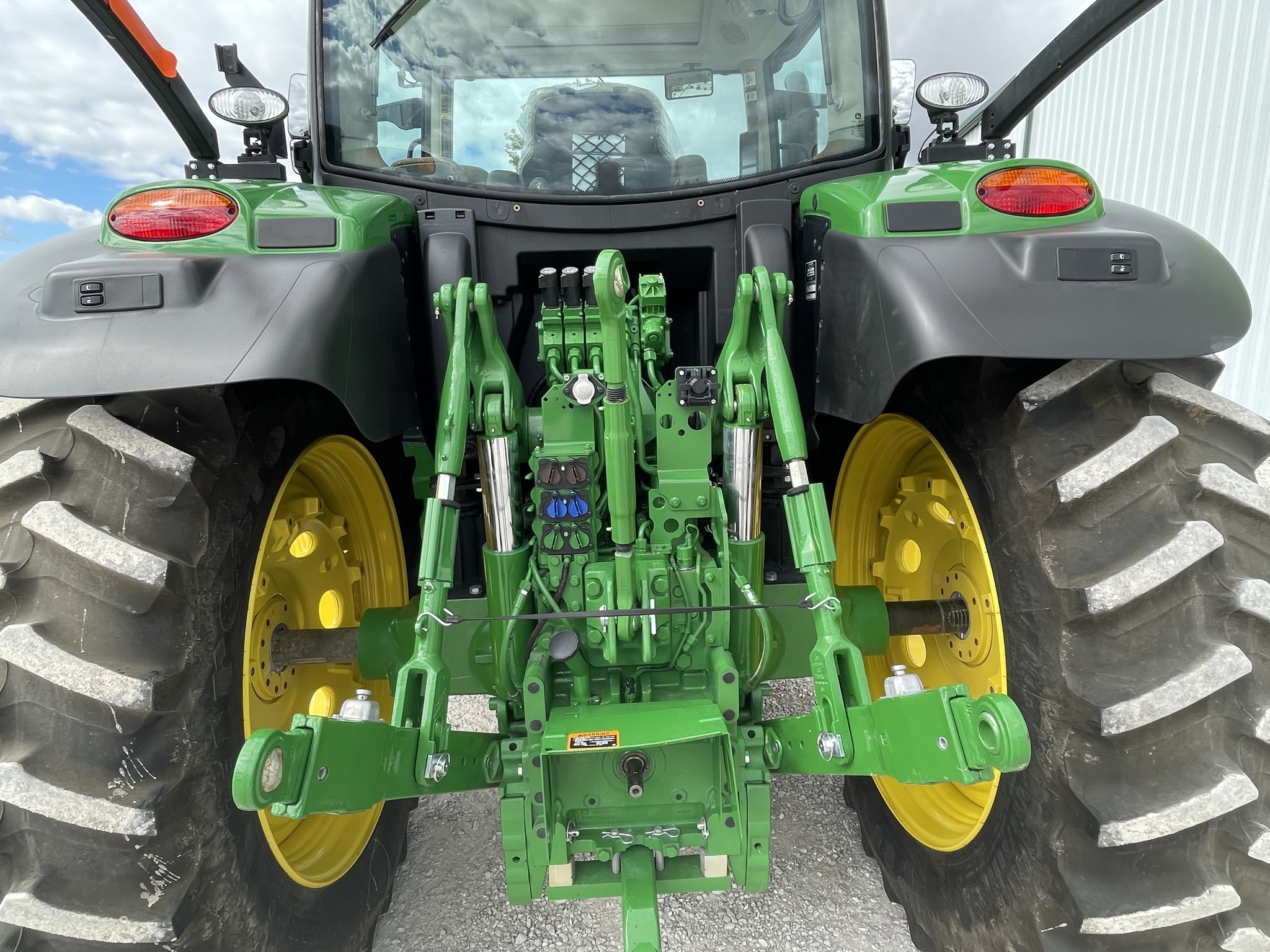 2023 John Deere 6R 175 Tractor