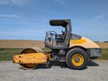 2013 Volvo SD70D Compacting and Paving