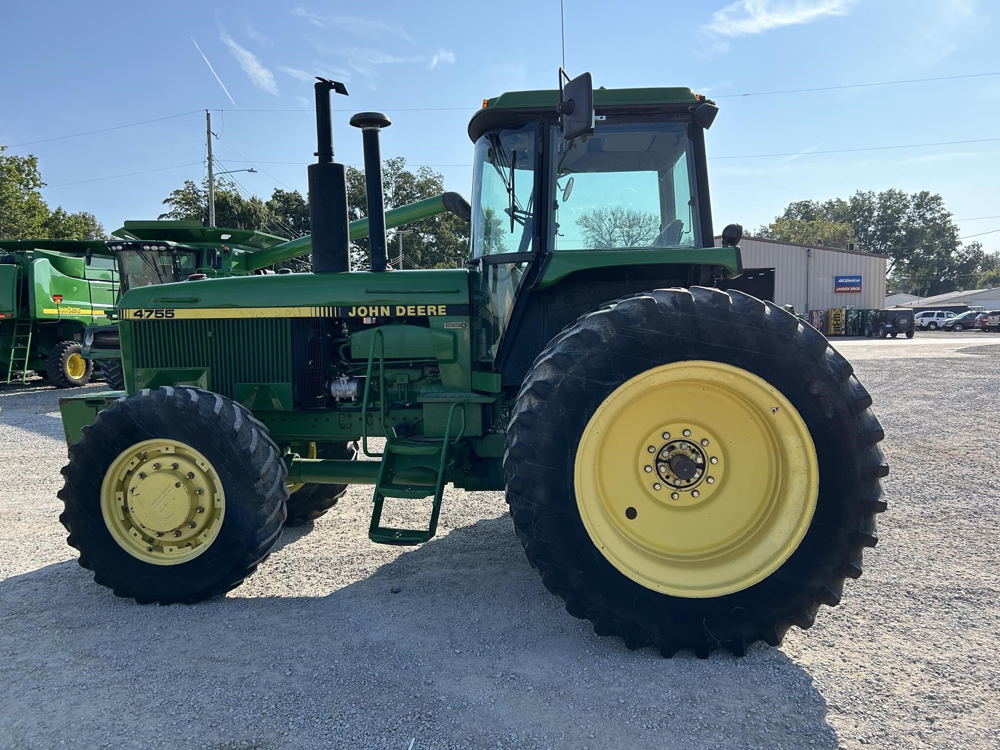 1989 John Deere 4755 Tractor