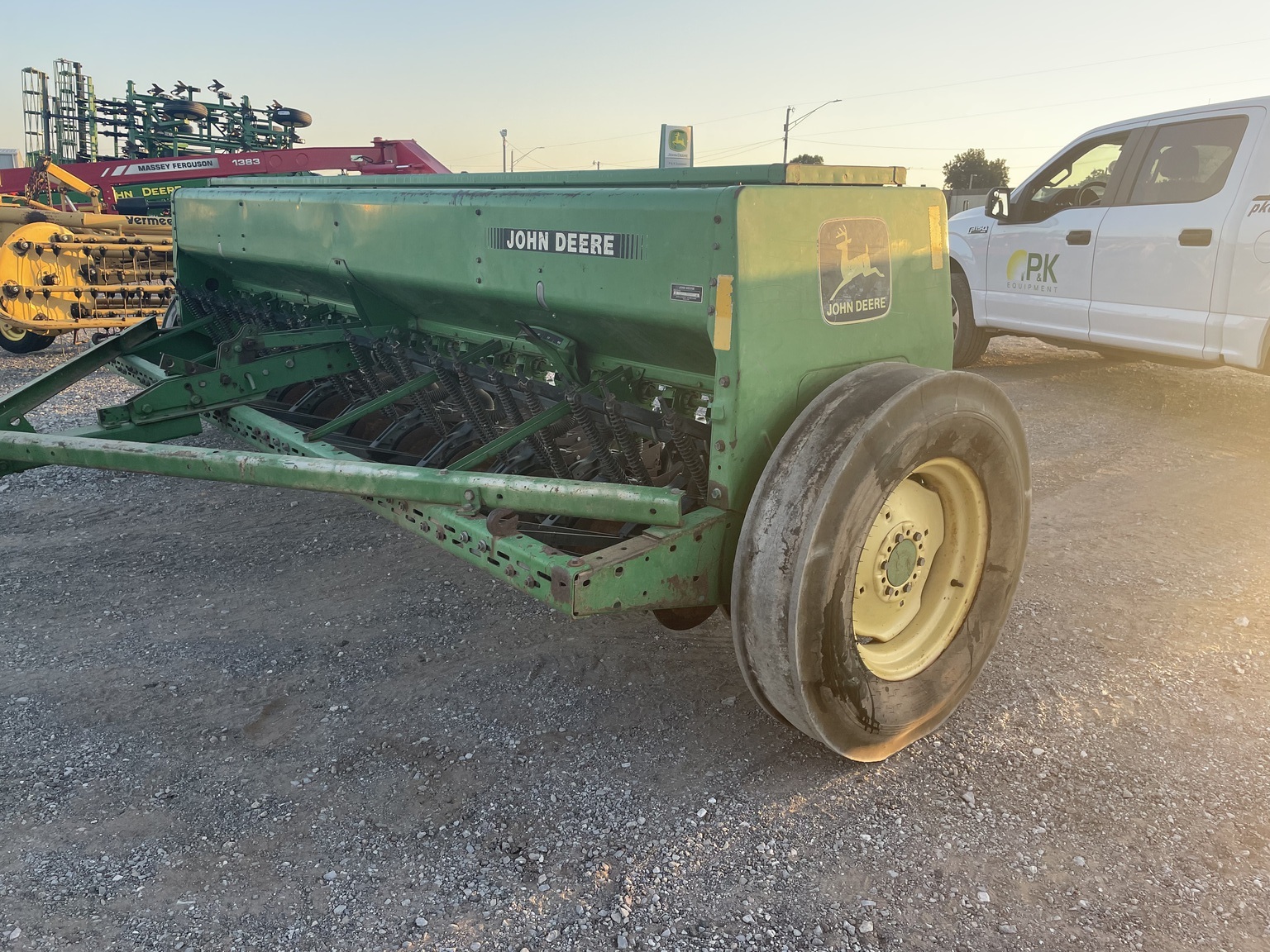 1991 John Deere 450 Drill