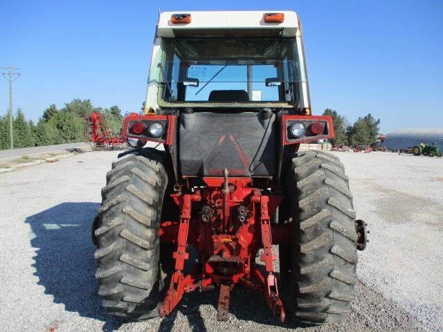 1977 International Harvester 886 Tractor