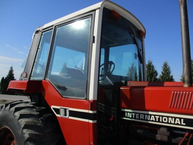 1977 International Harvester 886 Tractor