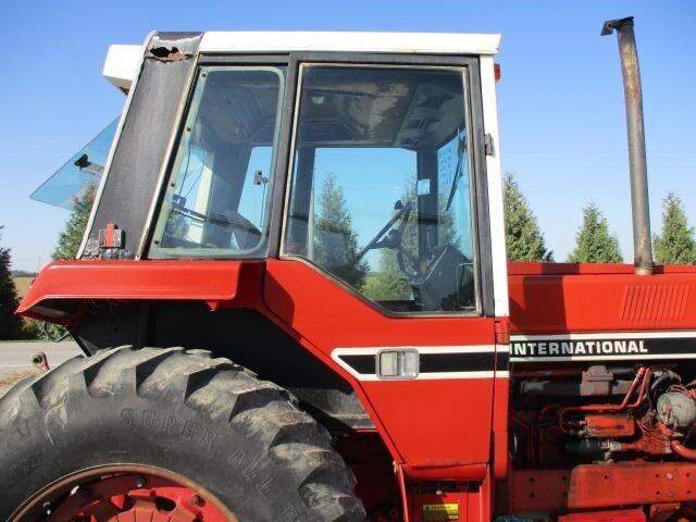 1977 International Harvester 886 Tractor