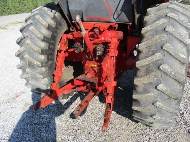 1977 International Harvester 886 Tractor
