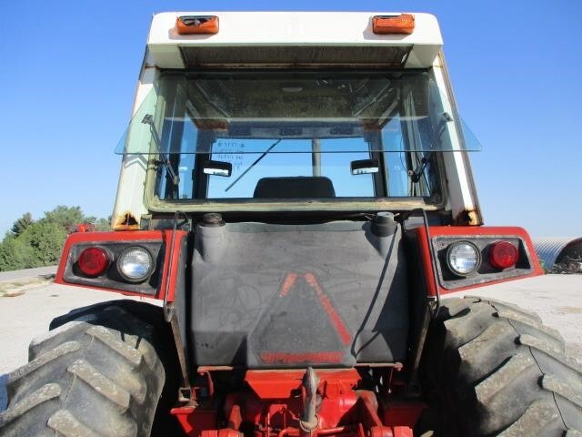 1977 International Harvester 886 Tractor