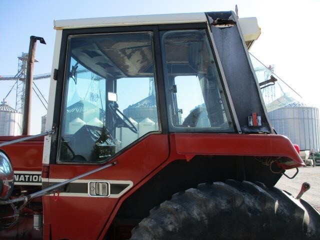 1977 International Harvester 886 Tractor