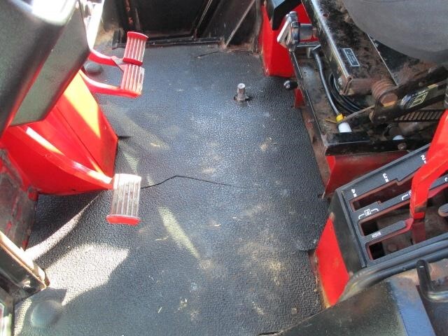 1977 International Harvester 886 Tractor