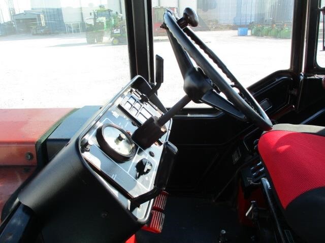 1977 International Harvester 886 Tractor