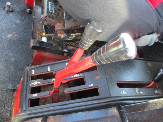 1977 International Harvester 886 Tractor