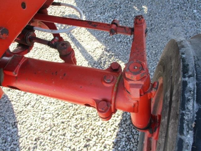 1977 International Harvester 886 Tractor
